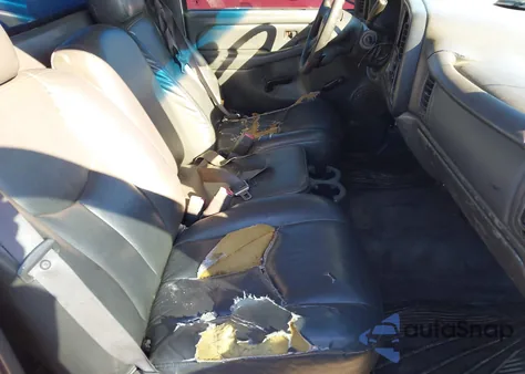 2006 Chevrolet Silverado 1500 Work Truck z USA, uszkodzony, nr VIN 3GCEC14X36G151042